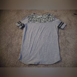 PINK Victoria's Secret Gray and Black Leopard Print Tee